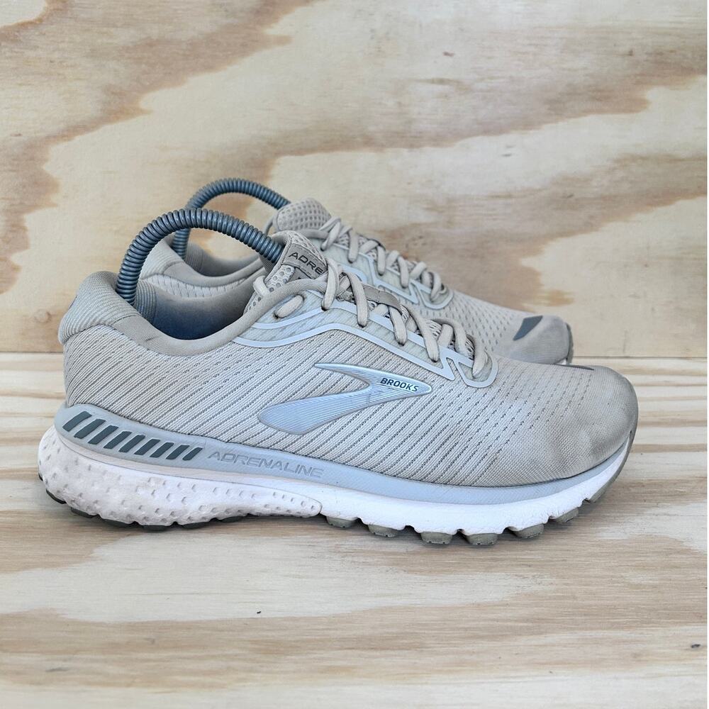 Brooks - Adrenaline GTS 20 - Running Shoes - Gray - Women's - 9(B) - 1202961B153